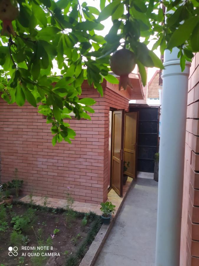 Villa In Tiflis Exterior foto